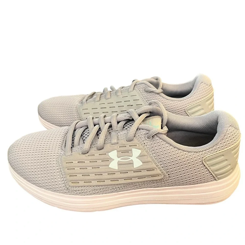 Under Armour Surge SE Womens Size 7 MintGreen Running Shoes Sneakers Jogging Gym